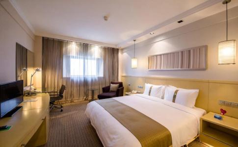 Park Inn by Radisson Shanghai Downtown - 4