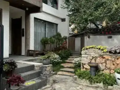 Lijiang Zifayu Designer Boutique Inn - 9