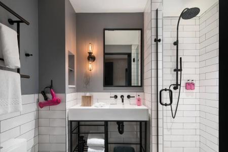 Moxy San Diego Gaslamp Quarter - 27