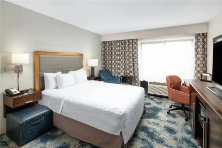 Hampton Inn Portland East - 43