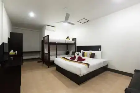 Sleep In Lanta Resort - 83