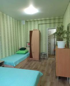 Димитрова 4 - 38