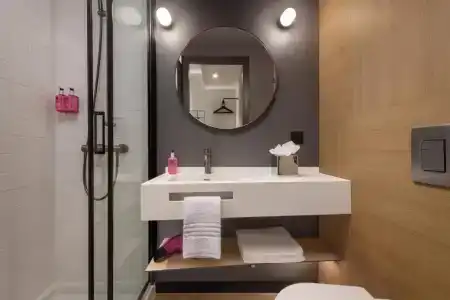 Moxy Lisboa Oriente - 34