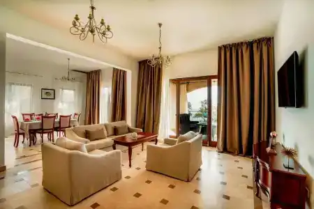 Oak Leaf Residences - 41