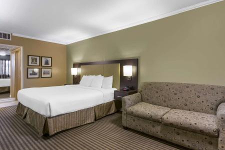 Best Western Royal Sun Inn & Suites - 2