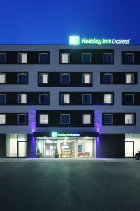 Holiday Inn Express Friedrichshafen, an IHG - 35