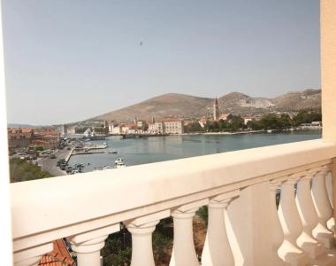 Trogir Palace - 16