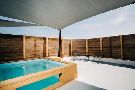 Mesanto Luxury Suites - 141