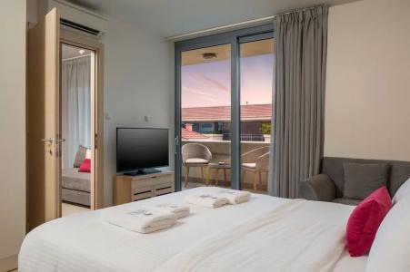 Trianon Luxury  & Suites - 276