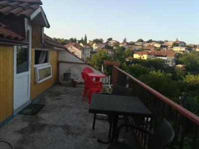 Three Gracia - 36