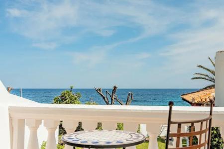 The Sea Club - 141