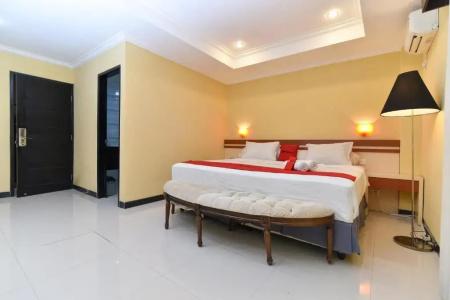 RedDoorz Plus near Mall Bali Galeria 2 - 27