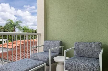 DoubleTree Suites by Hilton - 158