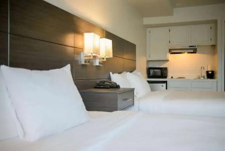 Baymont INN & Suites by Wyndham - 58
