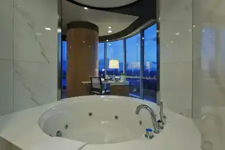 DoubleTree By Hilton Istanbul - Moda - 33