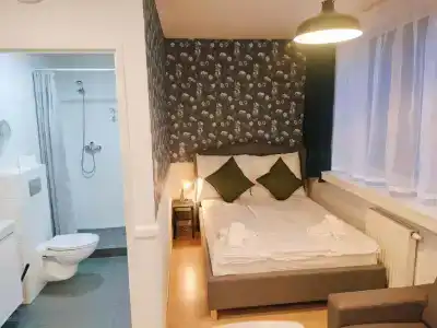 Corner - 7