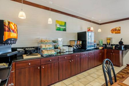 Quality Inn Riverview Enola-Harrisburg - 23