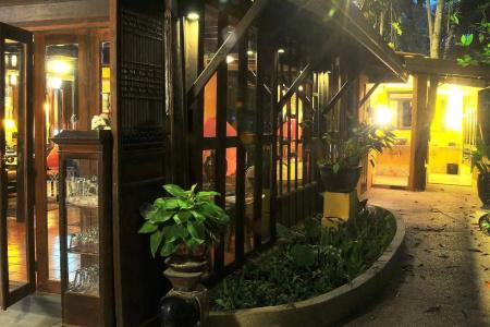 Ndol Streamside Thai Villas - 0