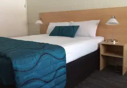 Urangan Motor Inn - 36