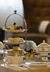 The Ritz-Carlton, - 10