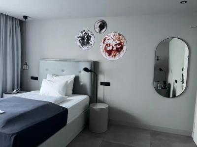 The Grey Design - 52