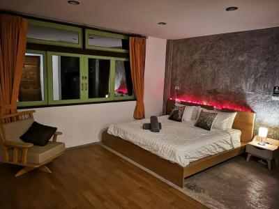 Tonmai Suites - 26