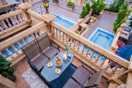 Anik Palace - 23