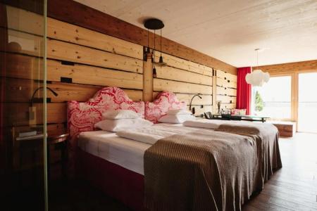 Small Luxury of the World - DasPosthotel - 4
