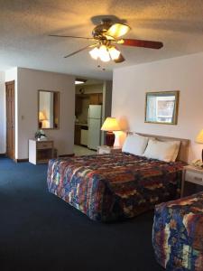 La Quinta by Wyndham Branson - 25