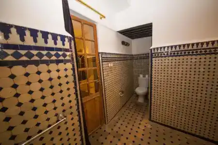 Riad Sara - 30