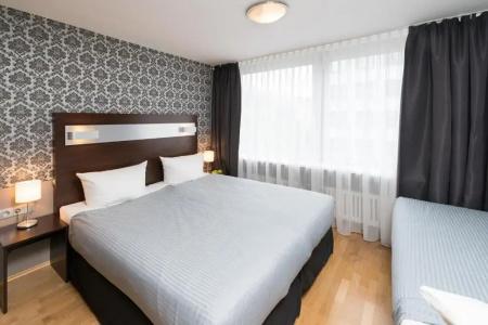 Munich Inn - Design Hotel - 36