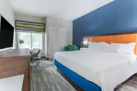 Hampton Inn - 67