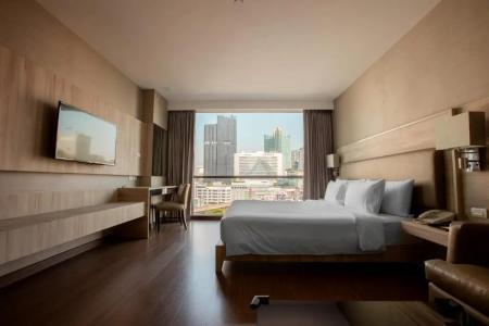 Adelphi Suites Bangkok - Sha Extra Plus - 175