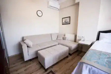 White Pearl Apart - 20