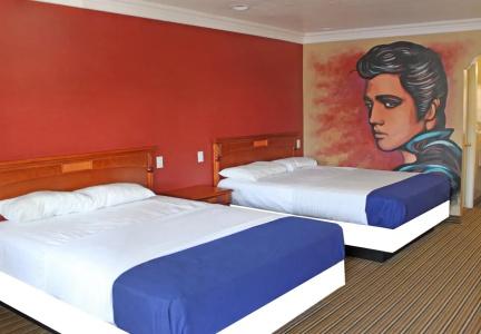 Hollywood Inn Express North - 1