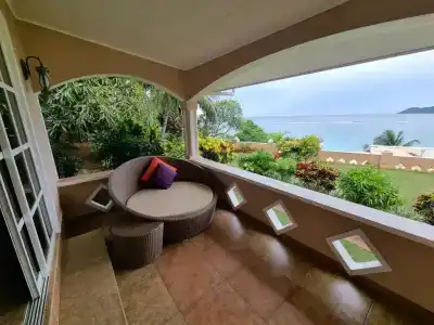 Au Fond De Mer View - 79