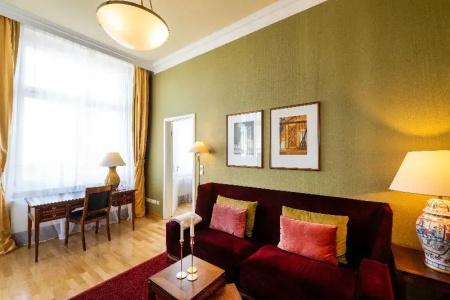 Louisa's Place - 178