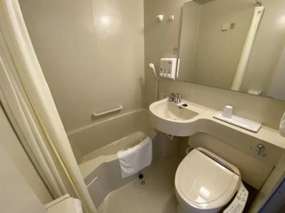 Toyoko Inn Osaka Kyobashi Sakuranomiya - 19