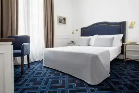 Midmost by Majestic Hotel Group - 37