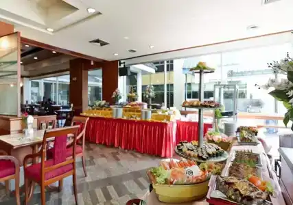 Charoen - 9