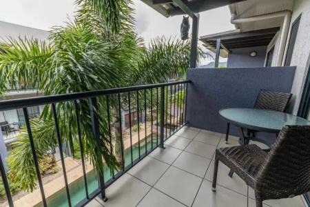 Southern Cross Atrium - 209