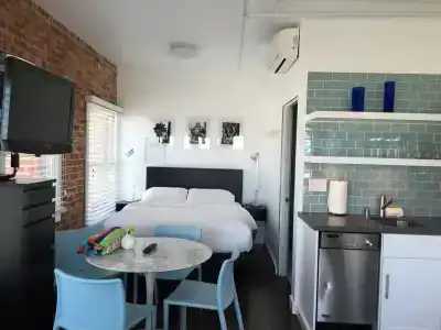 Venice Breeze Suites - 15