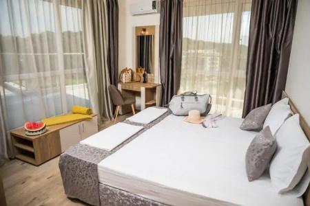 Allure Beach Resort Aparthotel - 44