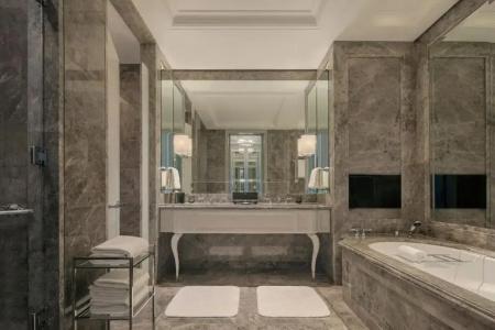 The St. Regis - 107