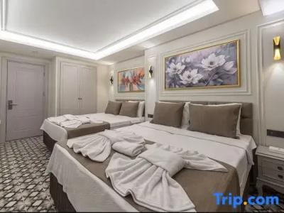 Pera Luna Residence - 80