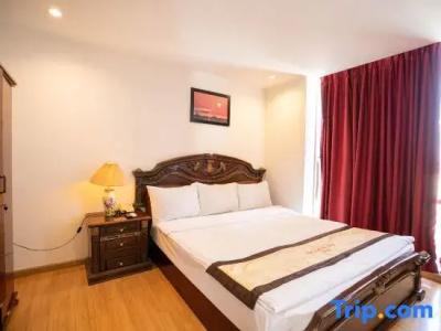 Nhat Linh Da Nang - 63
