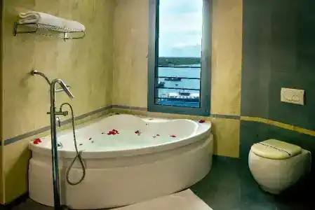 Harbour View Suites - 166