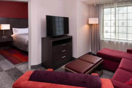 Staybridge Suites - - 64