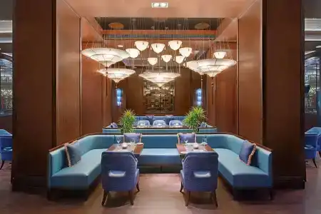 Hilton - 2