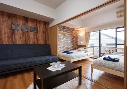 Grande Famille Shimanouchi Dotonbori Condo - 1